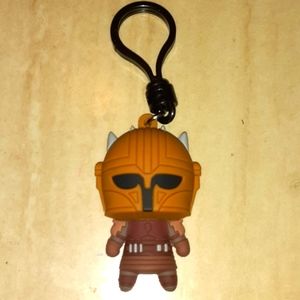STAR WARS MANDALORIAN 3D ARMORED KEYCHAIN CHARM MINT